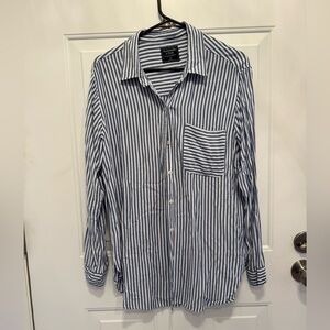 Abercrombie & Fitch Button Up